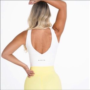 NVGTN white essence bra